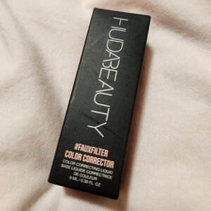 Huda Beauty Faux Filter Color Corrector in Blood Orange